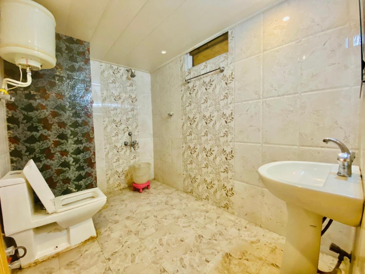 Hotel Hadimba Palace - Near Mall Road Manali  Bagian luar foto