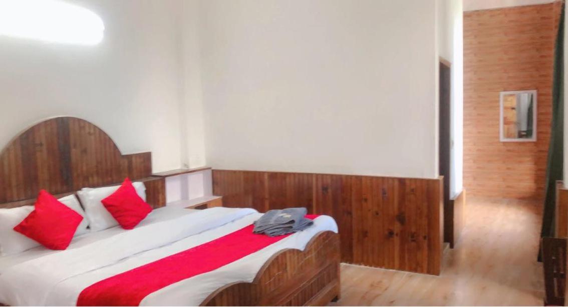 Hotel Hadimba Palace - Near Mall Road Manali  Bagian luar foto